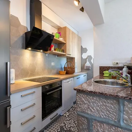 Dom wakacyjny House House Kata Obrovac